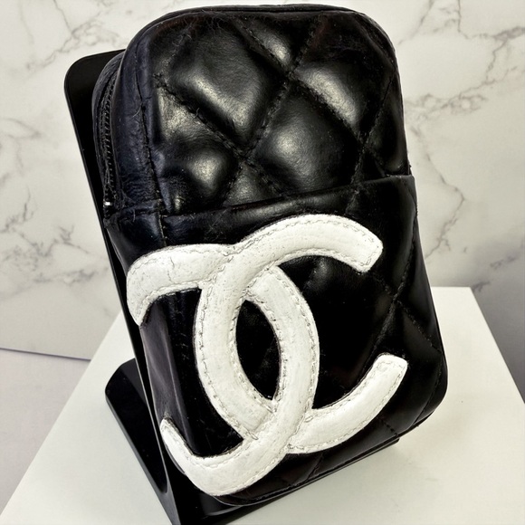 Chanel CC Logo Lambskin Leather Belt Bag/Crossbody Bag - Picture 2 of 12